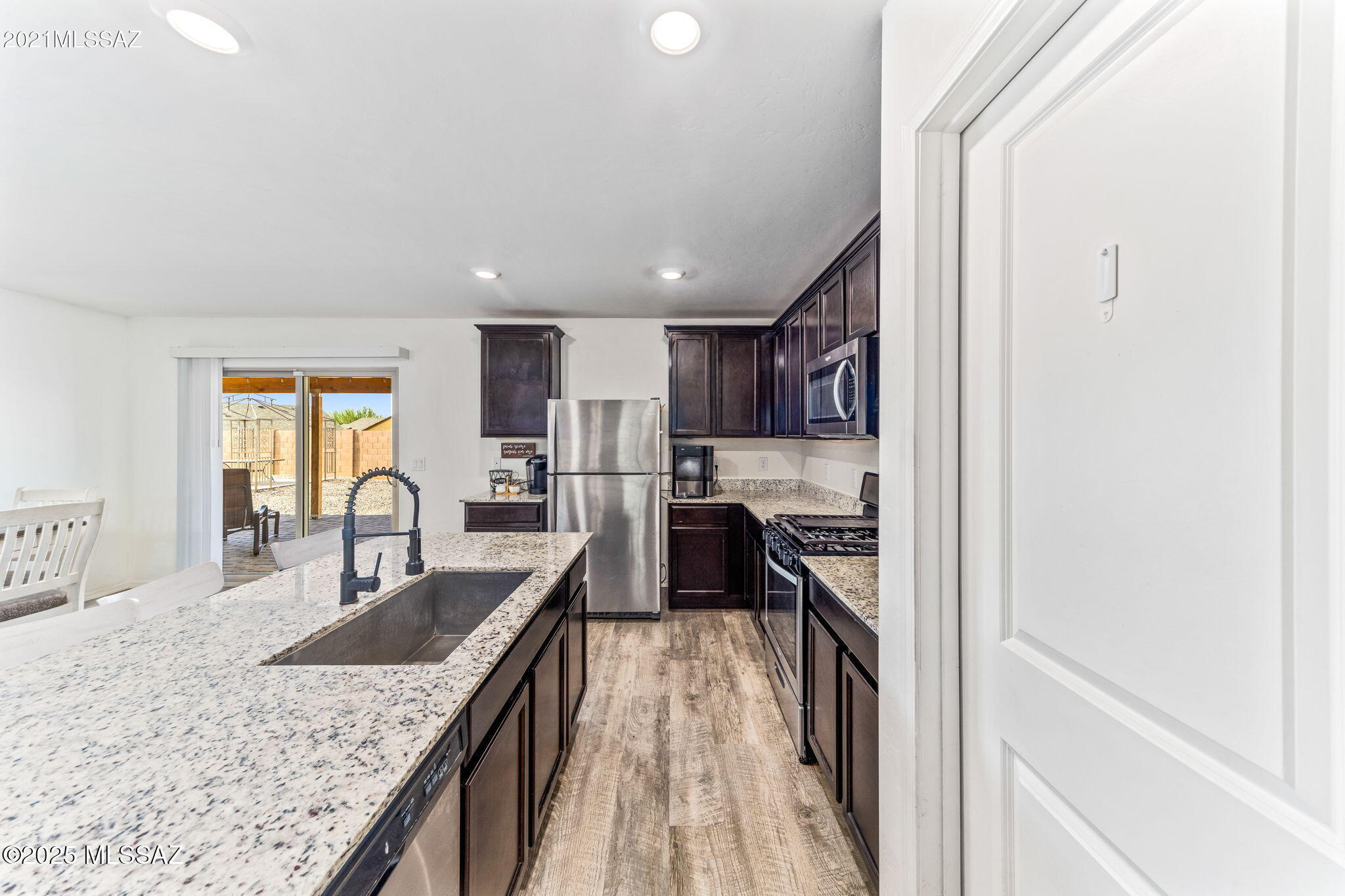 7032 South Draper Road Tucson, AZ 85757 - Photo 8 of 27 Gallery Image 8