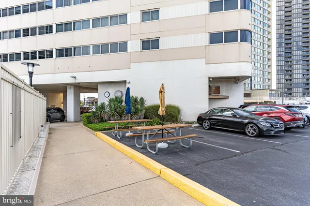 $268,500 | 10300 Coastal Highway, Unit 802, Ocean City, MD 21842