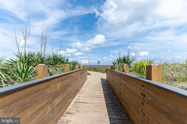 $268,500 | 10300 Coastal Highway, Unit 802, Ocean City, MD 21842