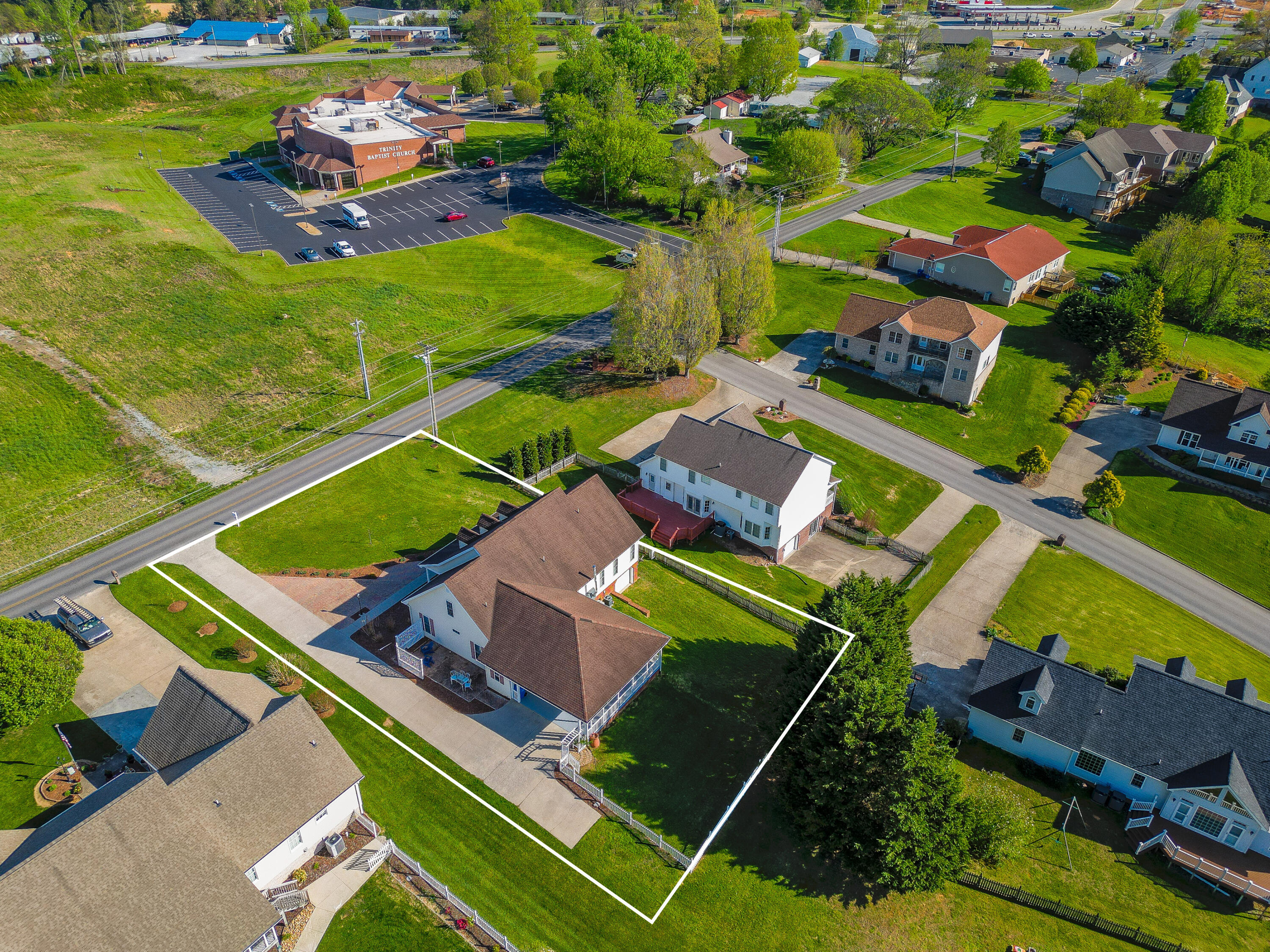 269 Headtown Road Jonesborough, TN 37659 - Photo 52 of 68 dji_fly_20230418_175144_766_168195525768