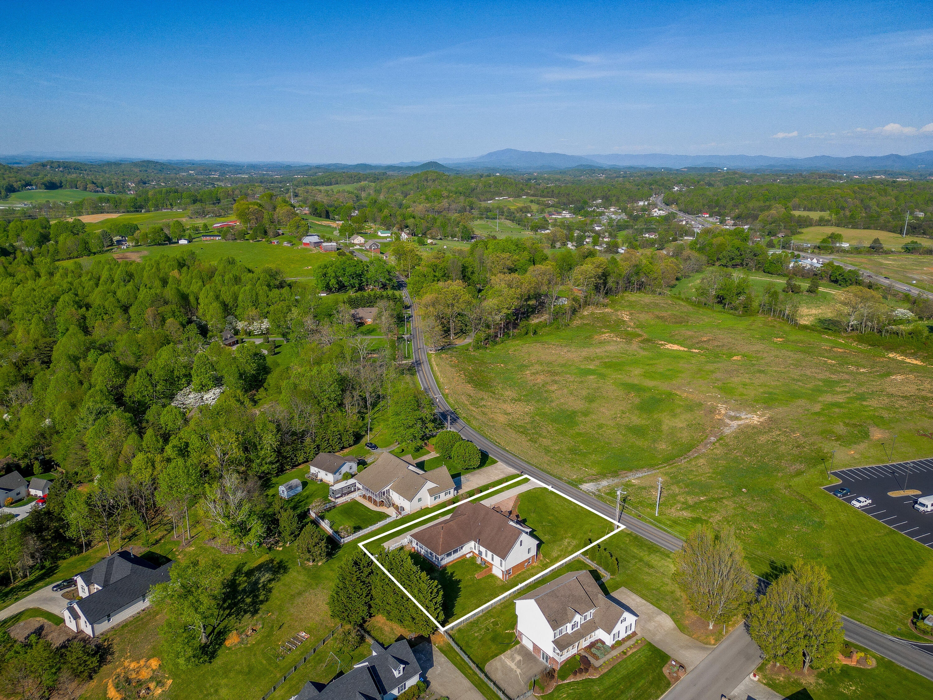 269 Headtown Road Jonesborough, TN 37659 - Photo 54 of 68 dji_fly_20230418_175312_781_168195525374