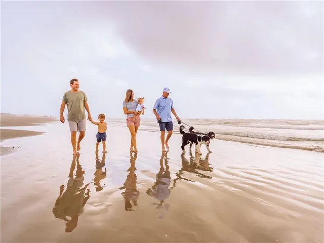 $875,000 | 180 Spanish Dagger Lane, Port Aransas, TX 78373