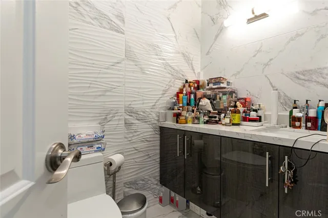 $799,000 | 7901 VÃa Stefano, Burbank, CA 91504