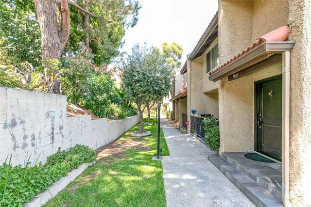 $799,000 | 7901 VÃa Stefano, Burbank, CA 91504