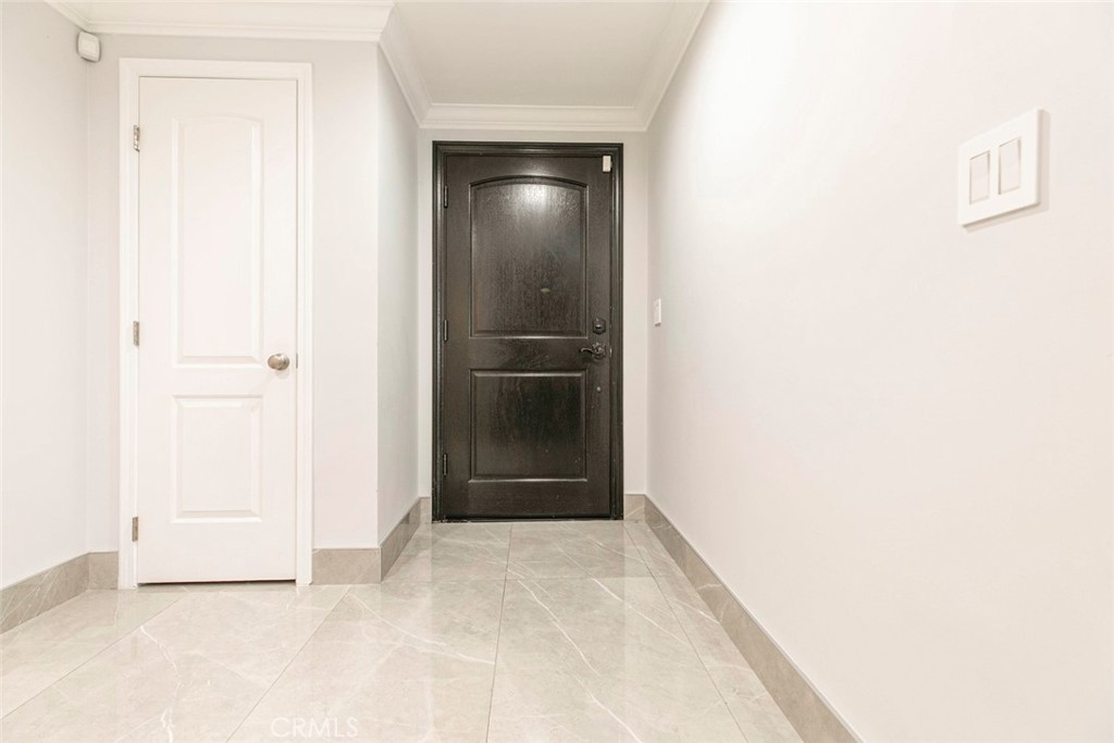 7901 Vía Stefano Burbank, CA 91504 - Photo 5 of 58 a view of an entryway