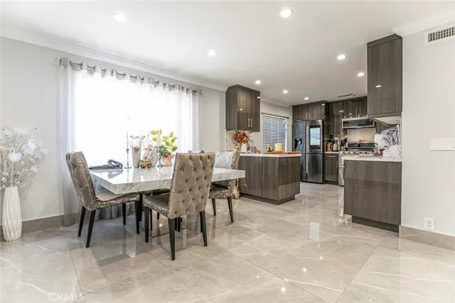 $799,000 | 7901 VÃa Stefano, Burbank, CA 91504