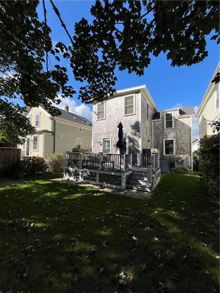 21 Connection Street Newport, RI 02840 - Photo 26 of 29