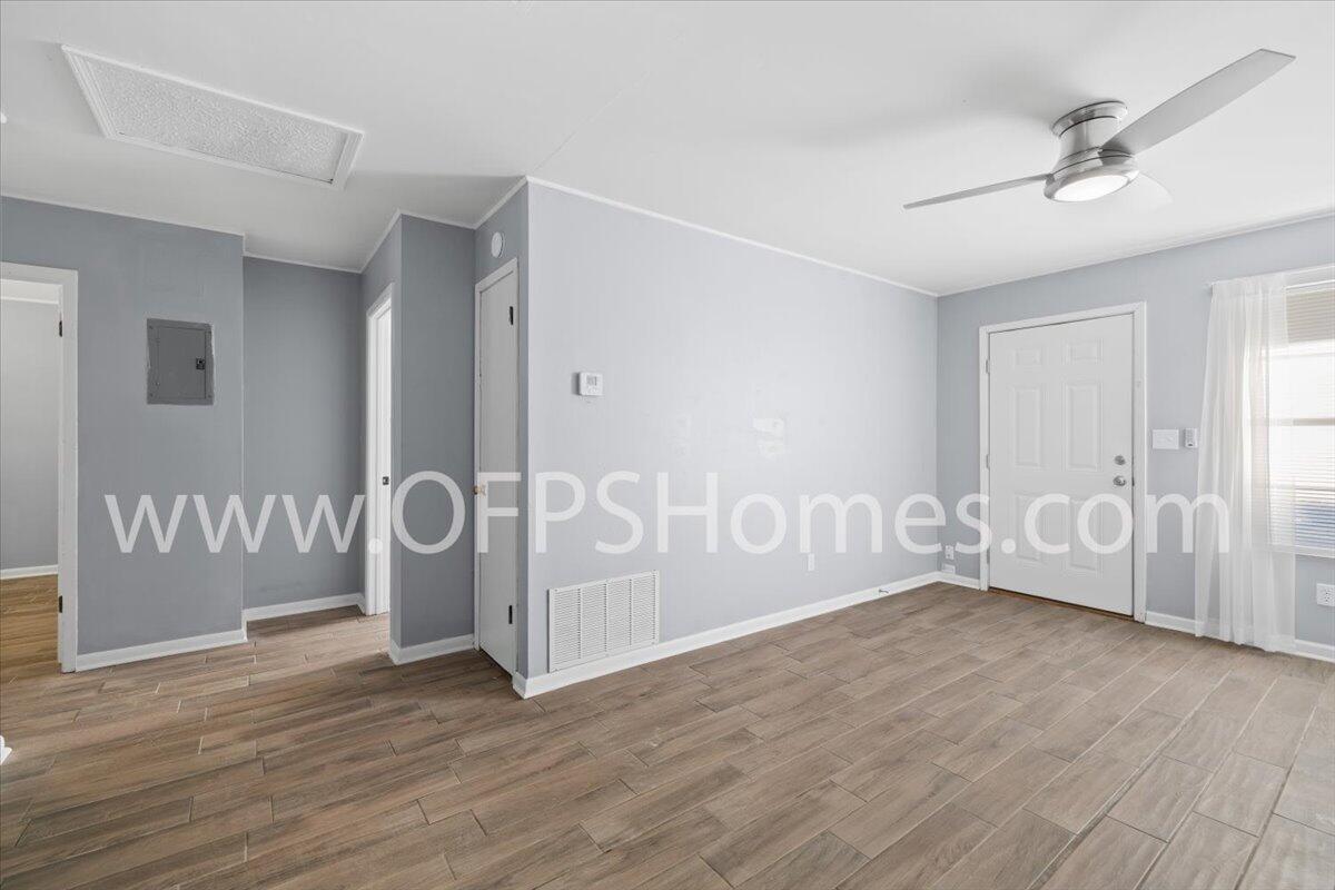 309 East Walnut Avenue Crestview, FL 32539 - Photo 4 of 15 Walnut 2