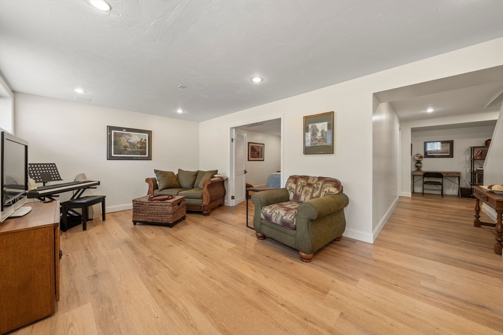 103 Wapping Road Kingston, MA 02364 - Photo 34 of 42