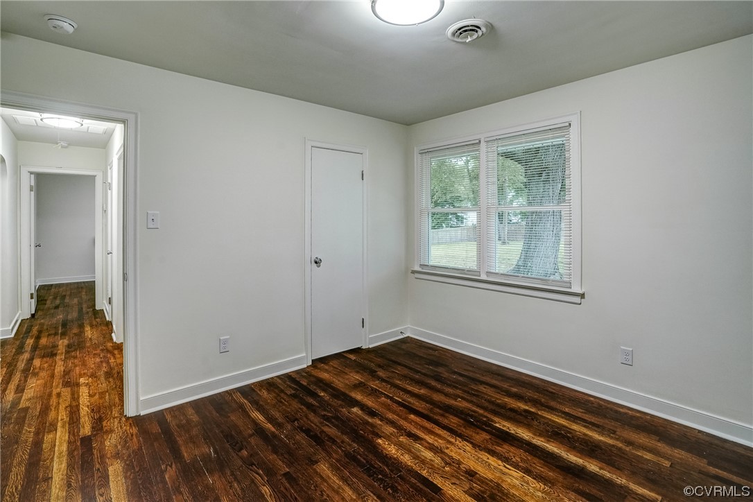 9804 Capri Road Henrico, VA 23229 - Photo 25 of 45 Gallery Image 25
