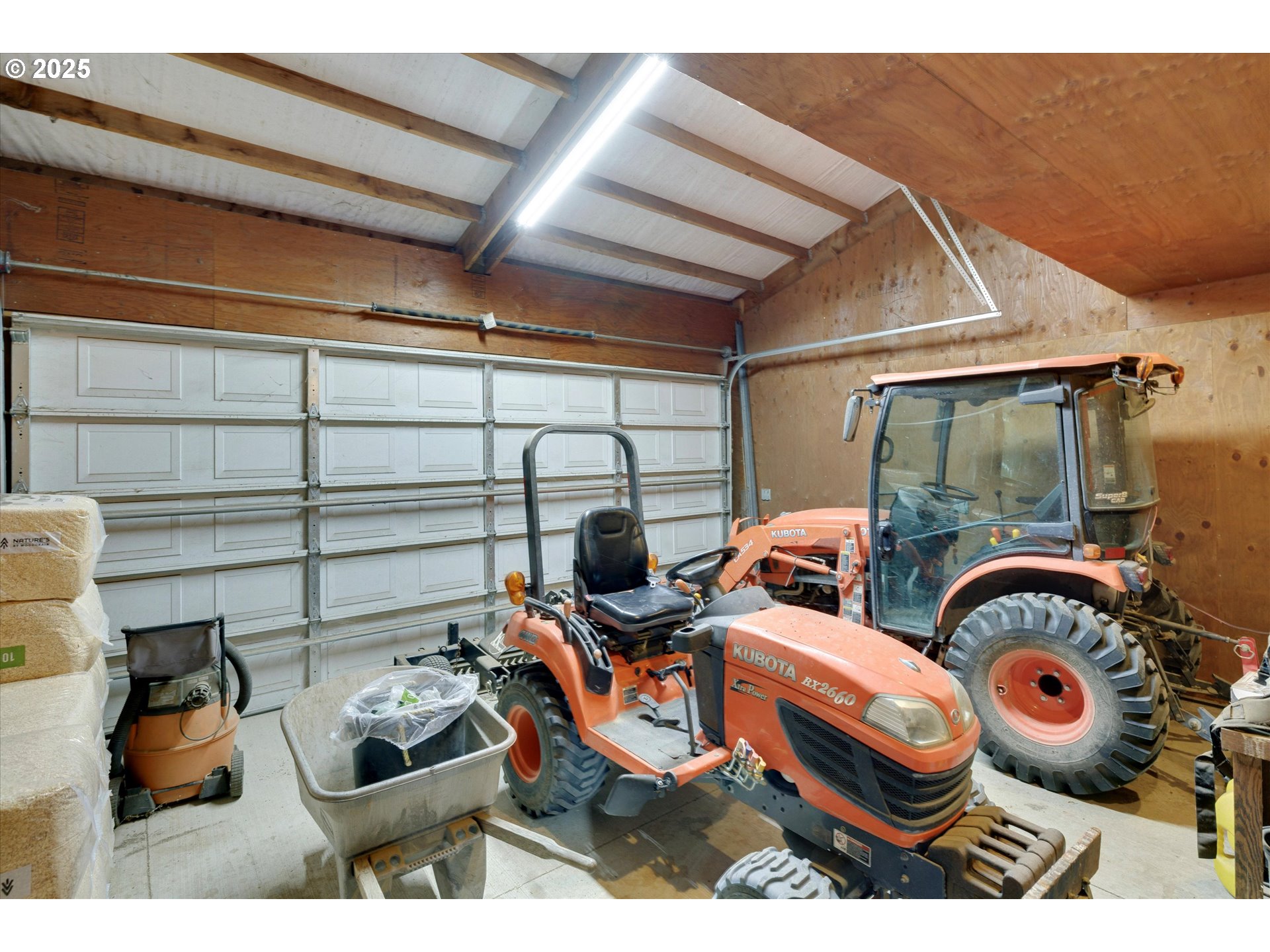 19905 Southeast Neck Road Dayton, OR 97114 - Photo 25 of 45 Gallery Image 25