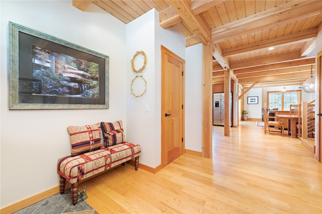 181 Plain Road North Kingstown, RI 02852 - Photo 3 of 37