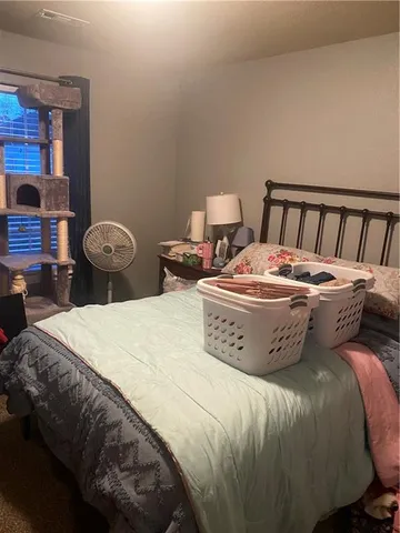 $215,000 | 1631 Kent Drive, Webb City, MO 64870