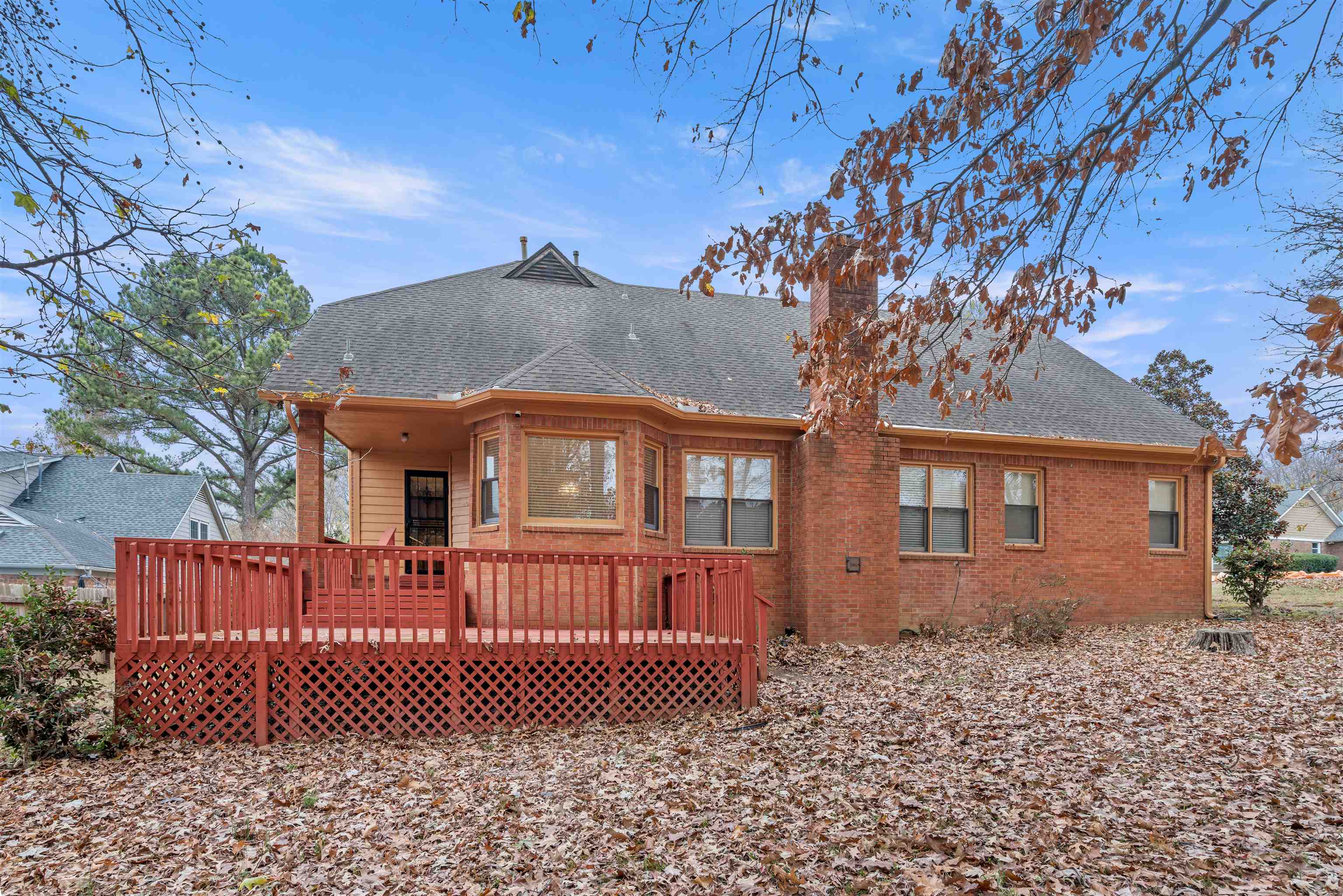 9403 Shadow Ridge Cove Cordova, TN 38016 - Photo 20 of 21 a front view of a house with a garden