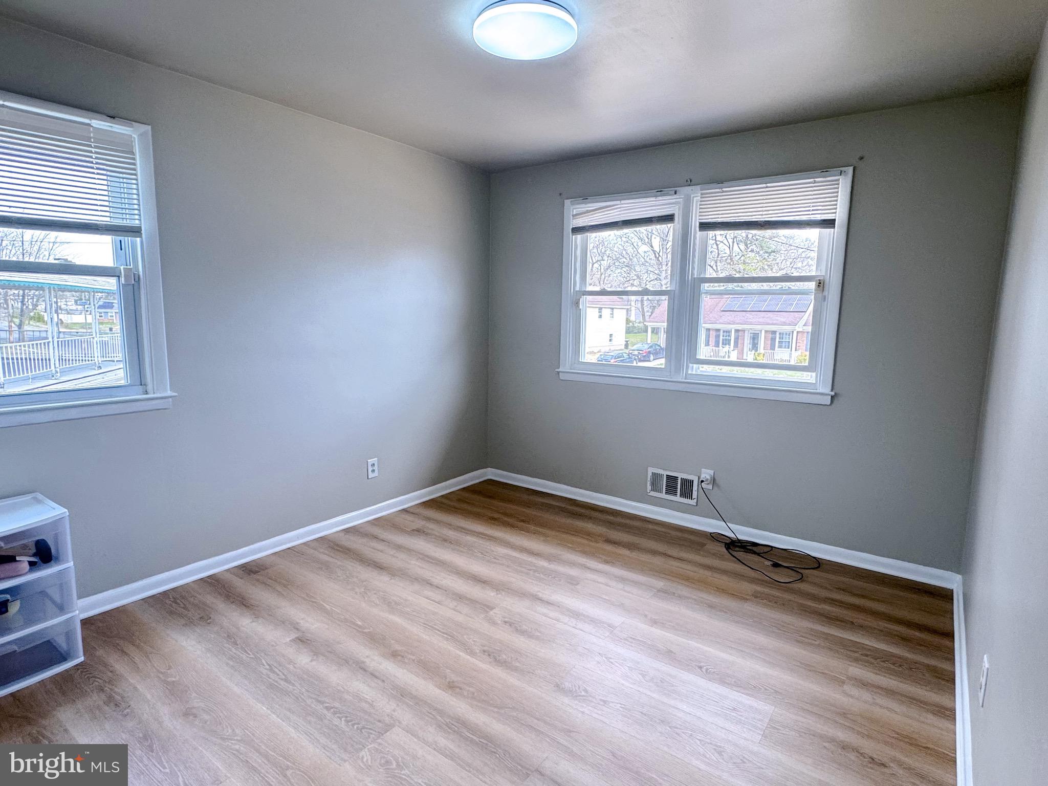 277 Willow Drive Cinnaminson, NJ 08077 - Photo 11 of 20