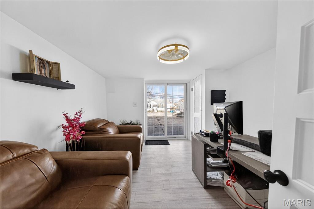 10000 Lackland Road Overland, MO 63114 - Photo 19 of 25