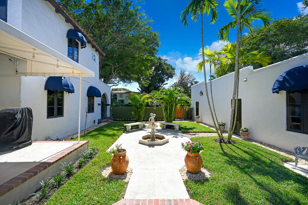 801 Hibiscus Street Boca Raton, FL 33486 - Photo 51 of 60 Backyard.jpg