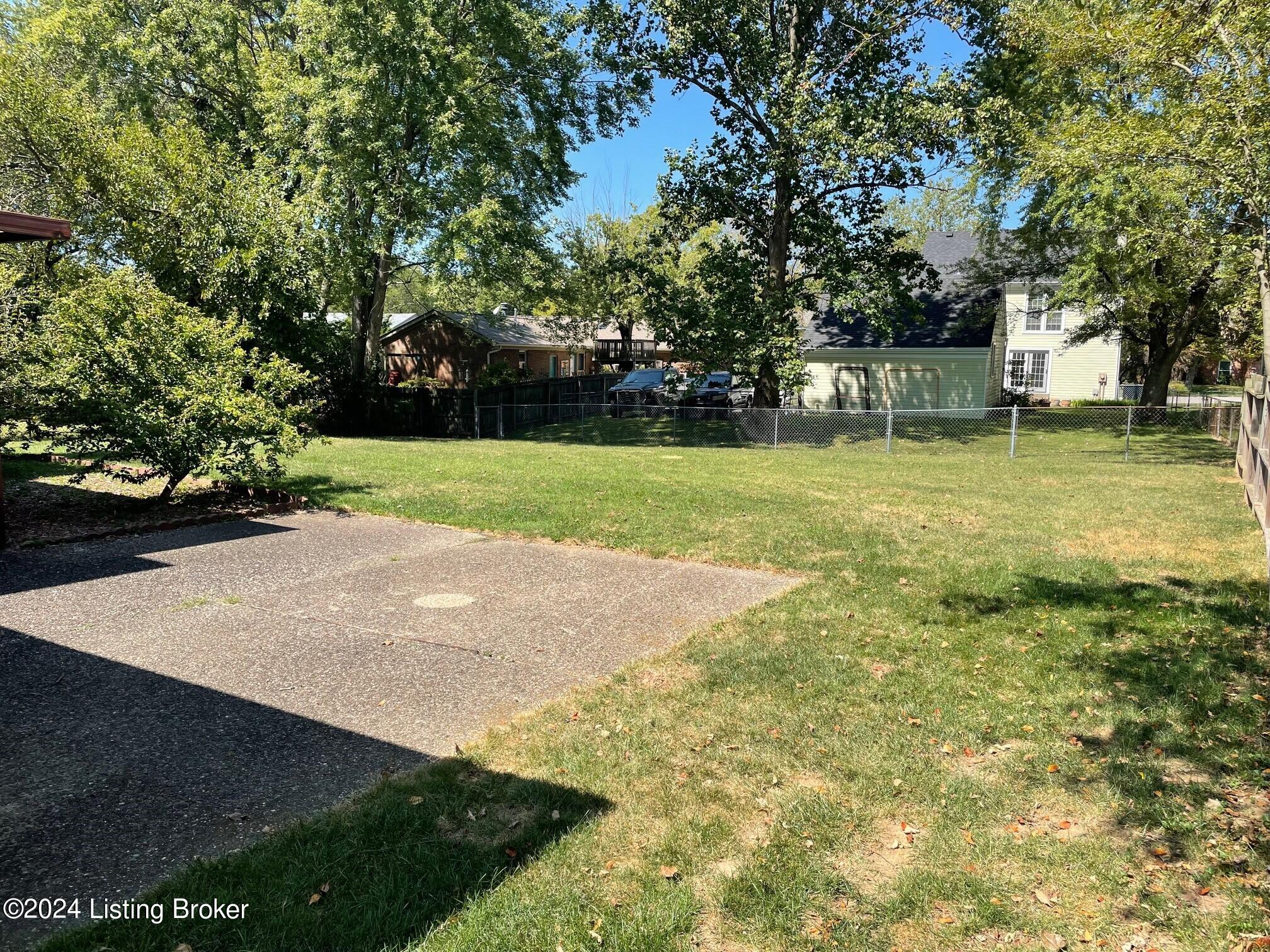 11715 Robindale Road Louisville, KY 40243 - Photo 20 of 20 Rear Yard