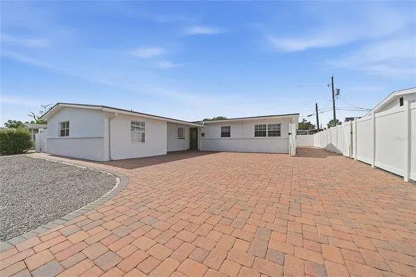 $524,999 | 6033 Ambassador Drive, Tampa, FL 33615
