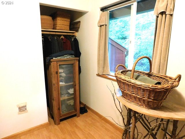 9864 Beach Drive Birkenfeld, OR 97016 - Photo 17 of 31 Bedroom