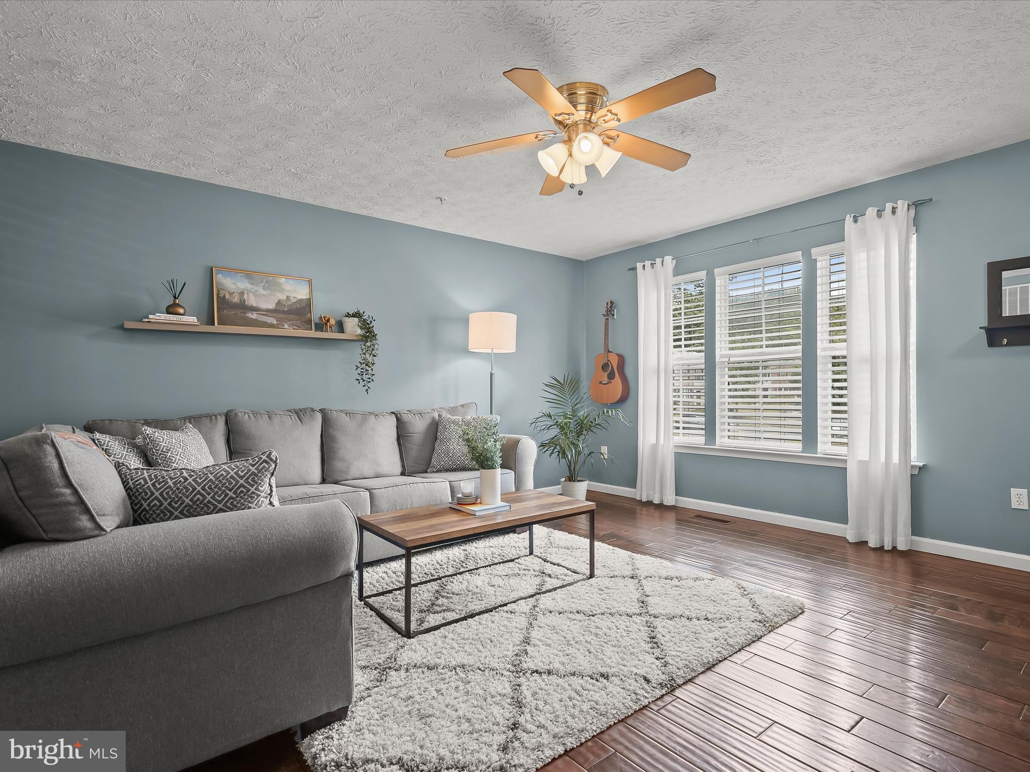 2072 Paperbark Road Essex, MD 21221 - Photo 8 of 53 Living Room