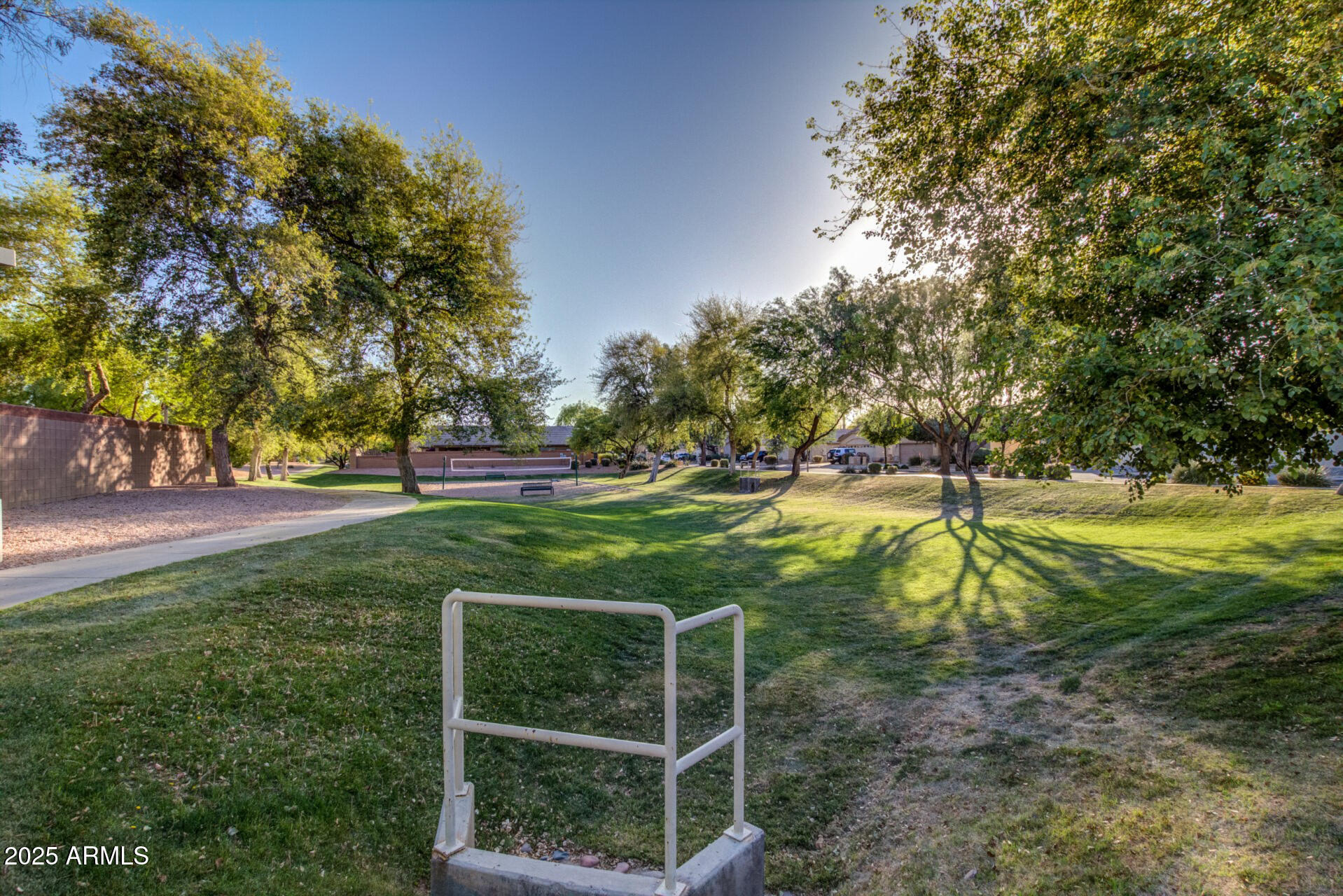 20660 North 40th Street, Unit 2120 Phoenix, AZ 85050 - Photo 29 of 39 a view of a playground with basketball court