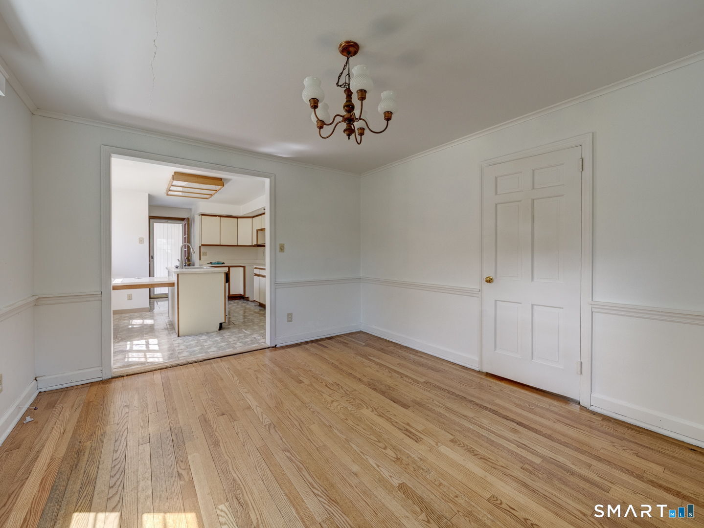 176 Stearns Street Bristol, CT 06010 - Photo 17 of 38