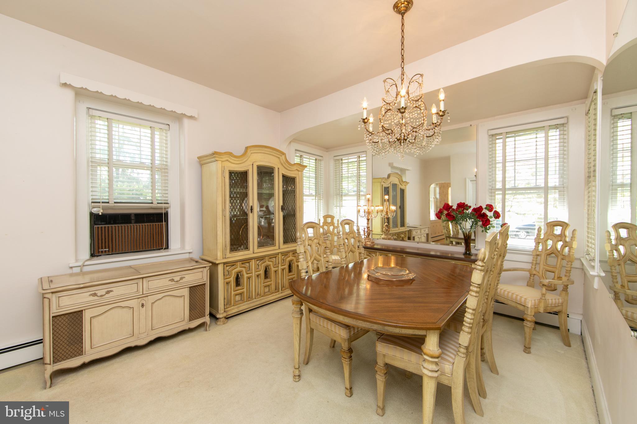 429 Delaware Avenue Riverside, NJ 08075 - Photo 13 of 48 Dining Room