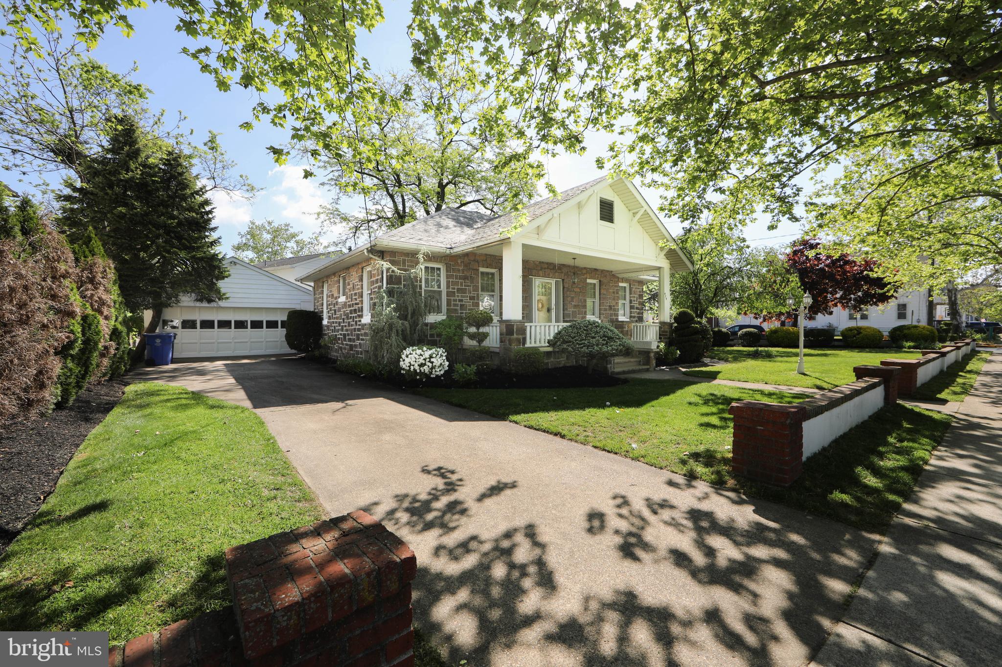 429 Delaware Avenue Riverside, NJ 08075 - Photo 3 of 48