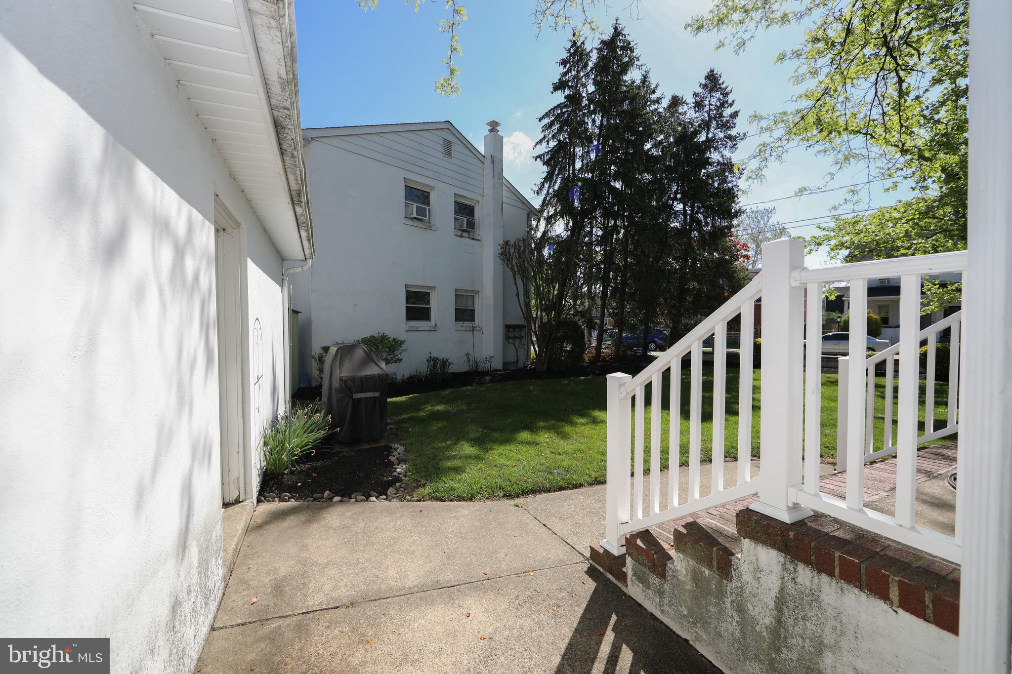 429 Delaware Avenue Riverside, NJ 08075 - Photo 43 of 48 Back Stairs