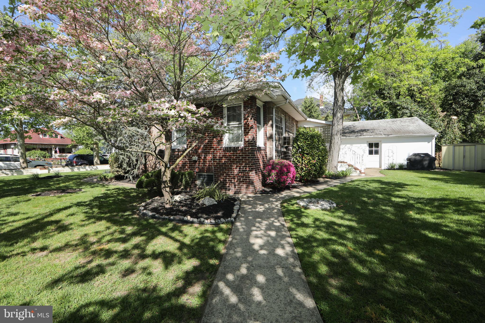 429 Delaware Avenue Riverside, NJ 08075 - Photo 6 of 48 Side of Home