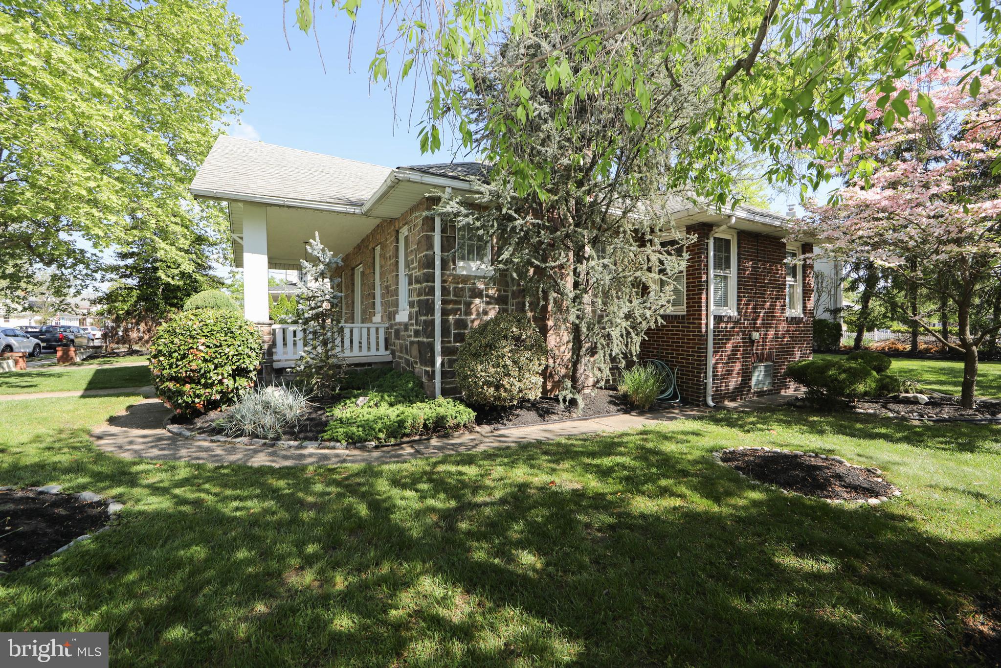 429 Delaware Avenue Riverside, NJ 08075 - Photo 8 of 48