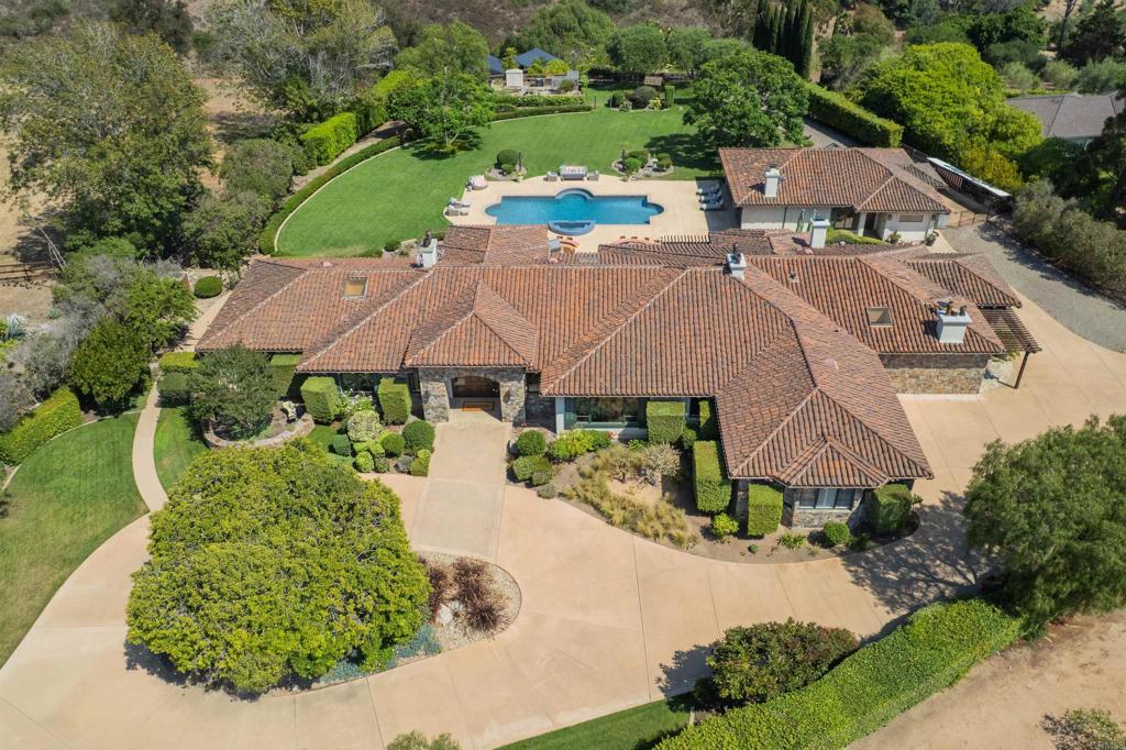 4843 La Jacaranda Rancho Santa Fe, CA 92067 - Photo 2 of 61