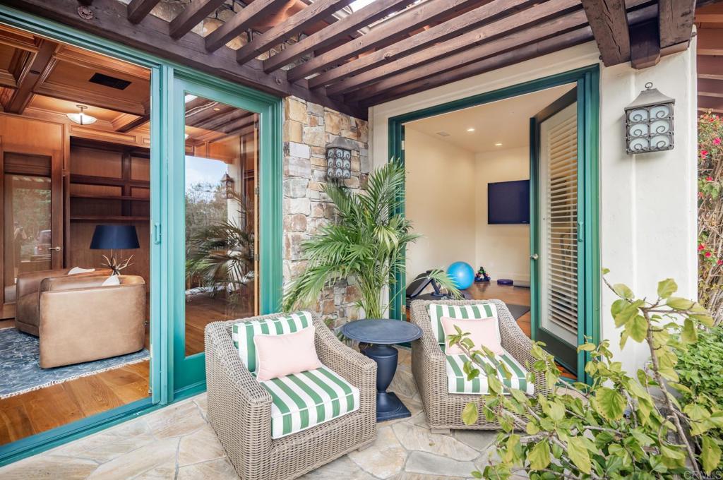 4843 La Jacaranda Rancho Santa Fe, CA 92067 - Photo 29 of 61 a outdoor living space with furniture