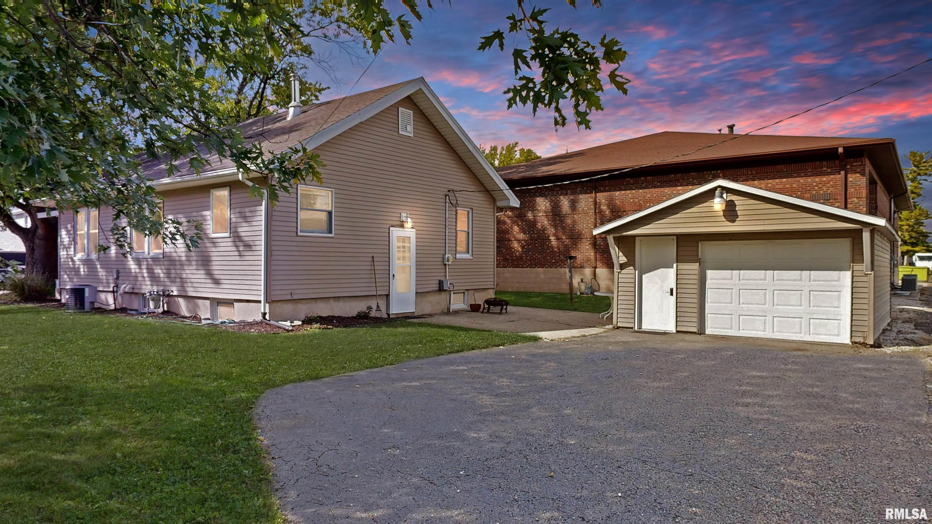 102 North 2nd Street Dunlap, IL 61525 - Photo 4 of 41 Gallery Image 4