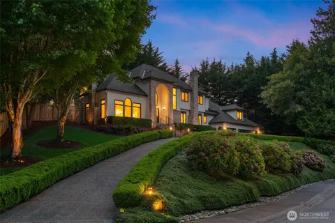 $2,499,950 | 4651 171st Avenue Southeast, Bellevue, WA 98006