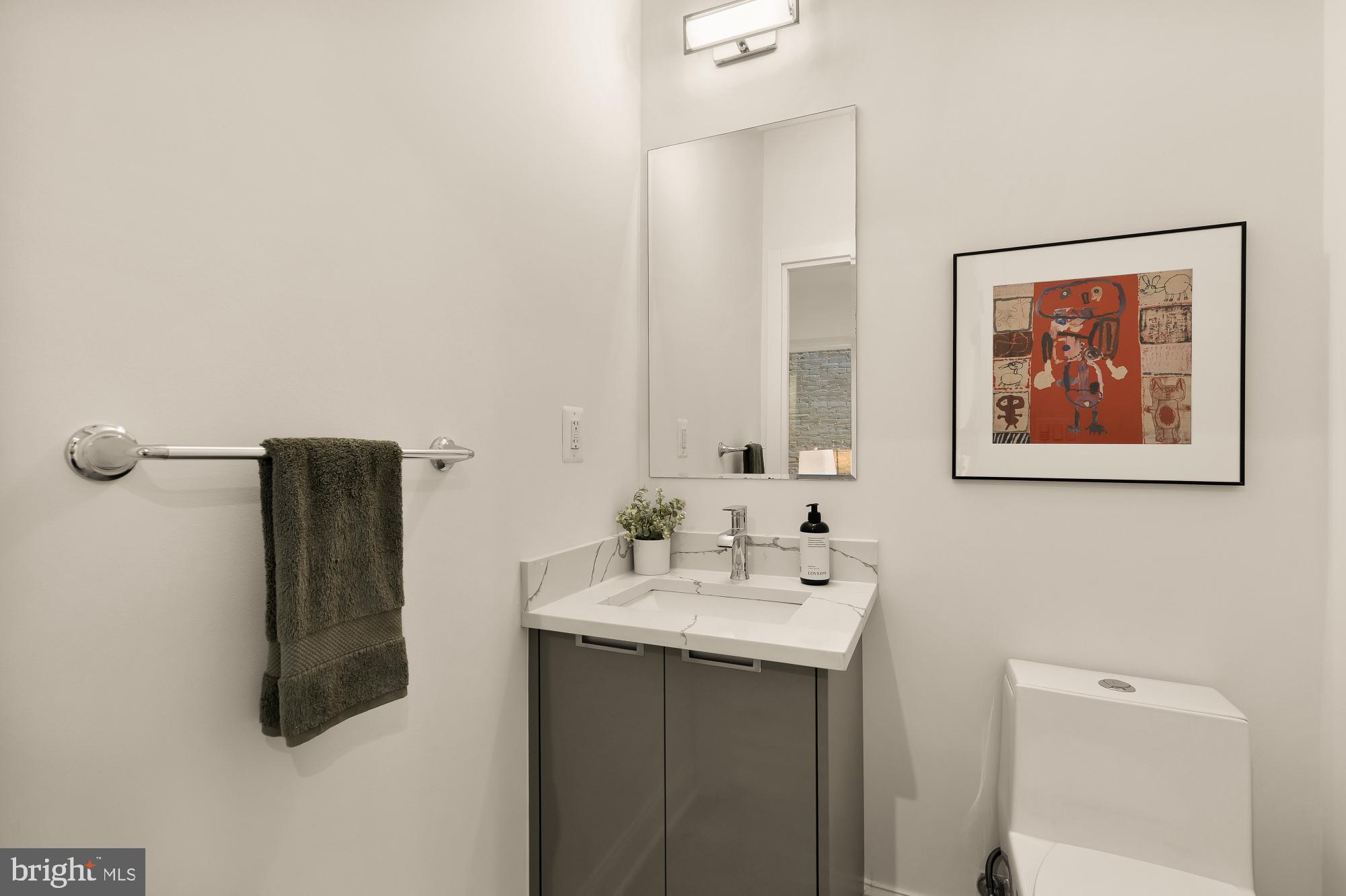 448 Q Street Northwest, Unit 1 Washington, DC 20001 - Photo 13 of 46
