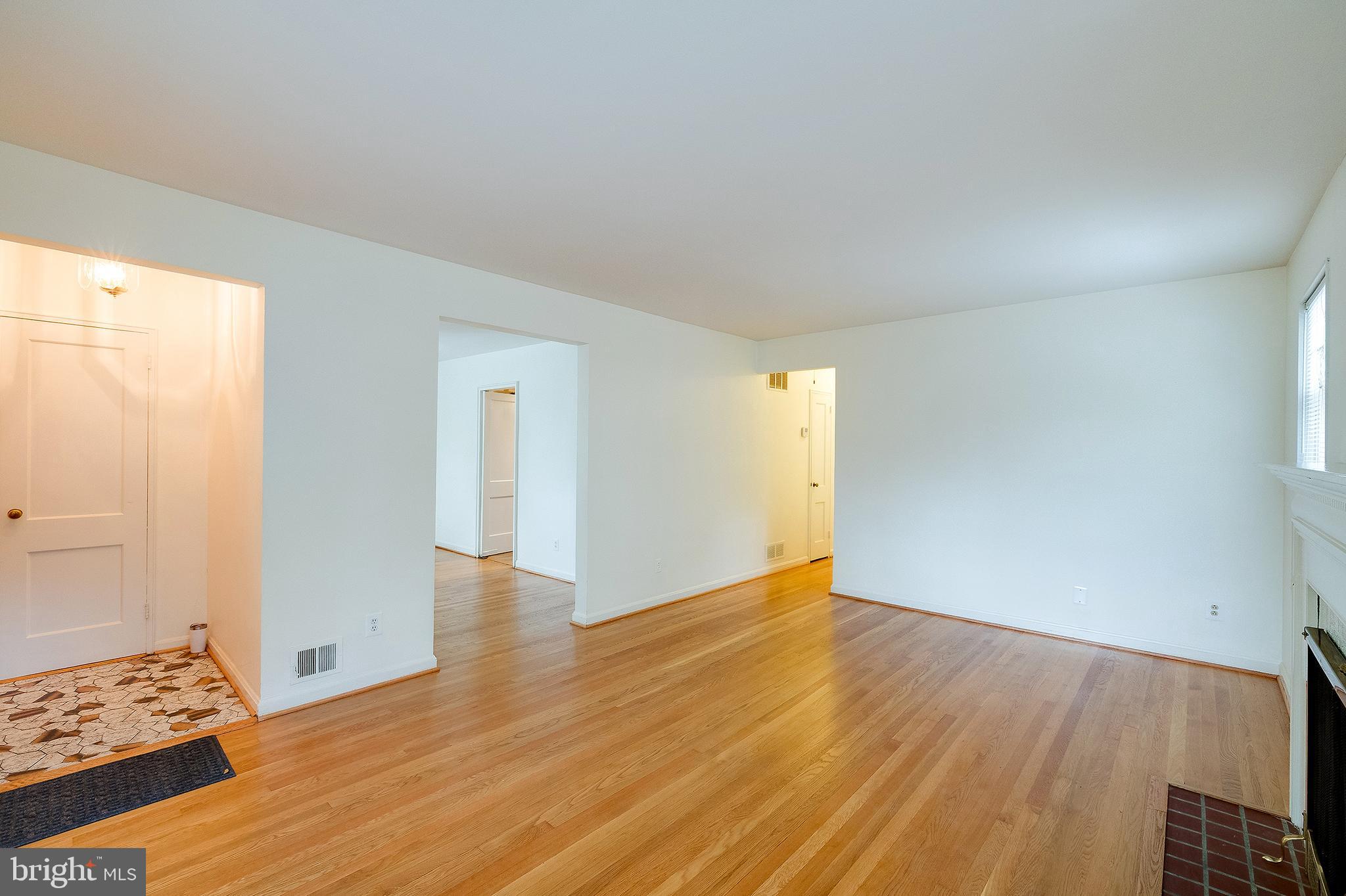 6159 1st Street Northeast Washington, DC 20011 - Photo 6 of 28 a view of an empty room and window