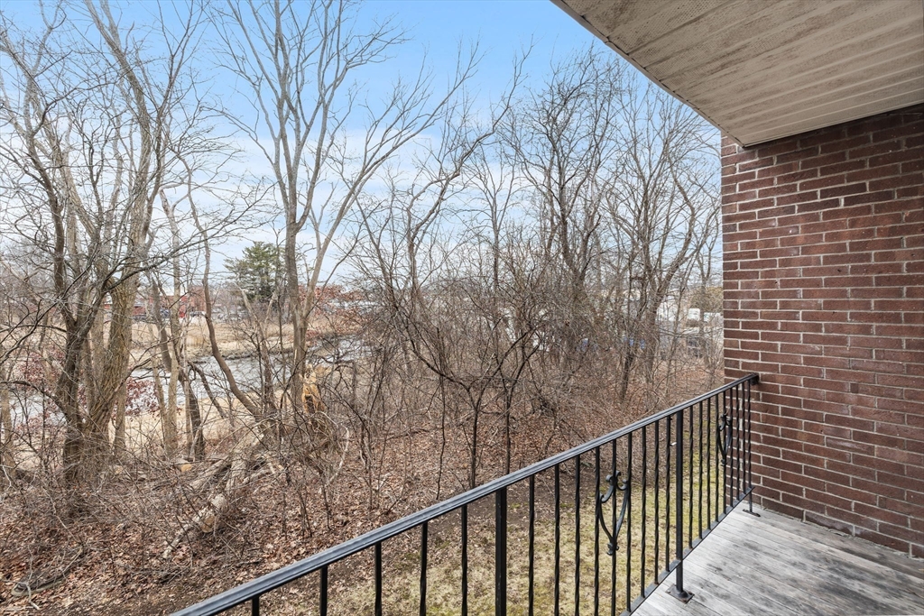 11 Riverside Avenue, Unit 111 Danvers, MA 01923 - Photo 13 of 14