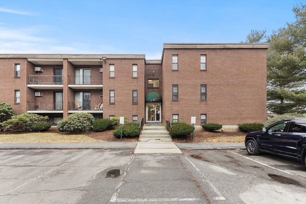 11 Riverside Avenue, Unit 111 Danvers, MA 01923 - Photo 14 of 14