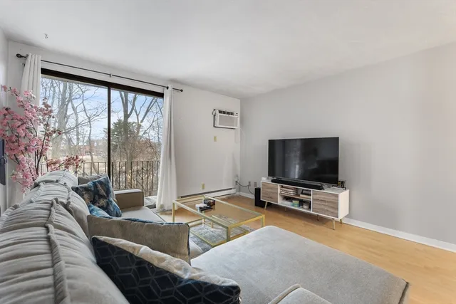 $320,000 | 11 Riverside Avenue, Unit 111, Danvers, MA 01923