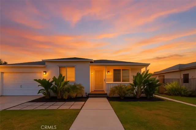 $765,000 | 1422 South Exmoor Avenue, Compton, CA 90220