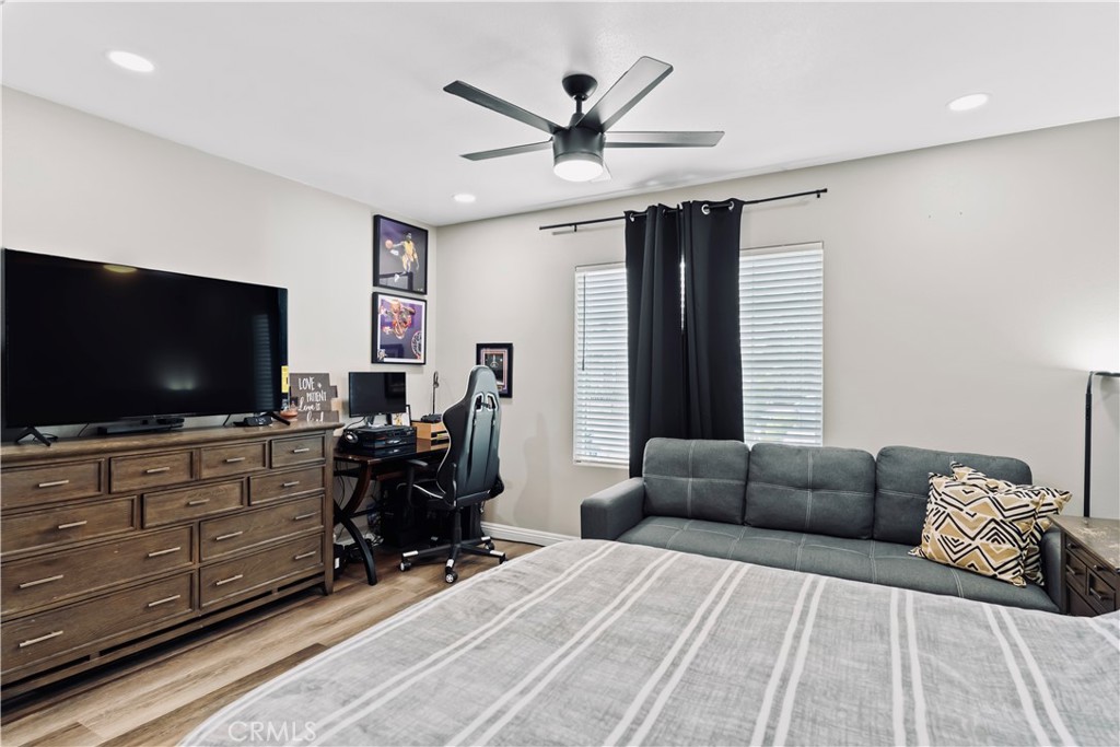 1422 South Exmoor Avenue Compton, CA 90220 - Photo 24 of 28