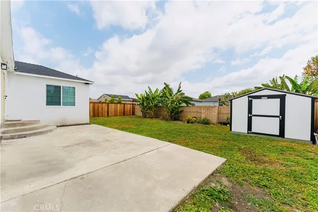 $765,000 | 1422 South Exmoor Avenue, Compton, CA 90220