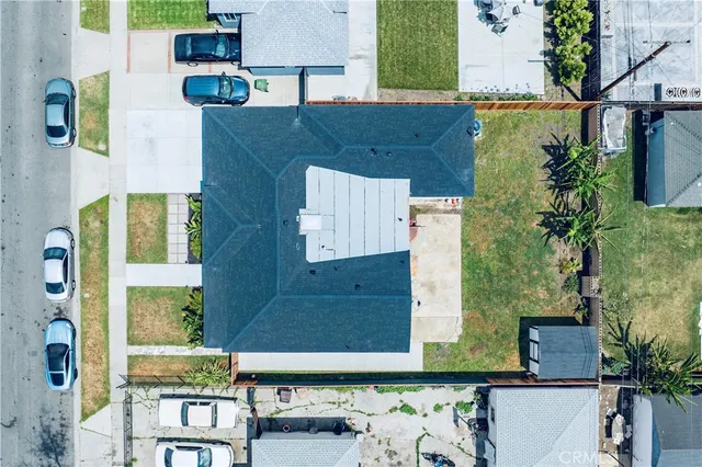 $765,000 | 1422 South Exmoor Avenue, Compton, CA 90220