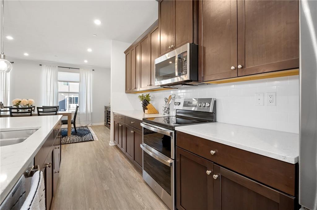 7208 Chestnut Way Gibsonia, PA 15044 - Photo 11 of 50 Kitchen angle 2