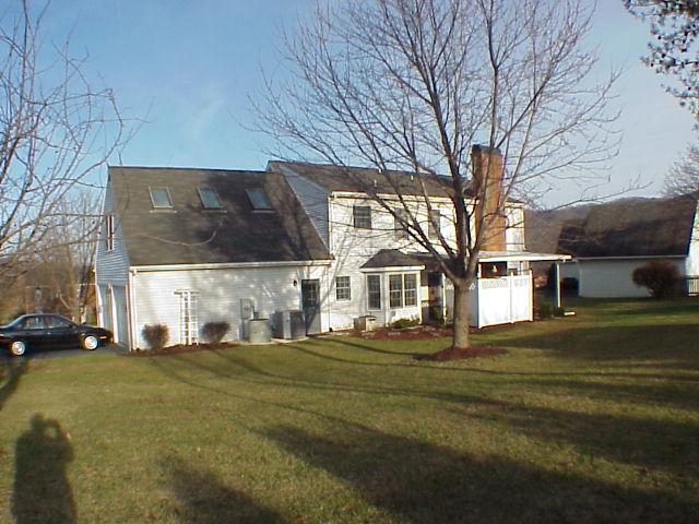 5030 Huntridge Road Roanoke, VA 24012 - Photo 2 of 26 Rear Left