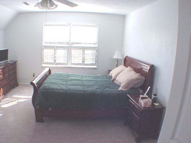 5030 Huntridge Road Roanoke, VA 24012 - Photo 22 of 26 Master Bedroom