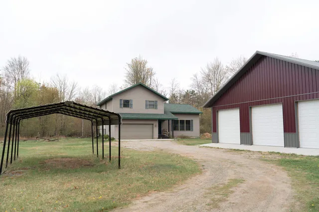 $450,000 | 1983 Highway 2, Florence, WI 54121
