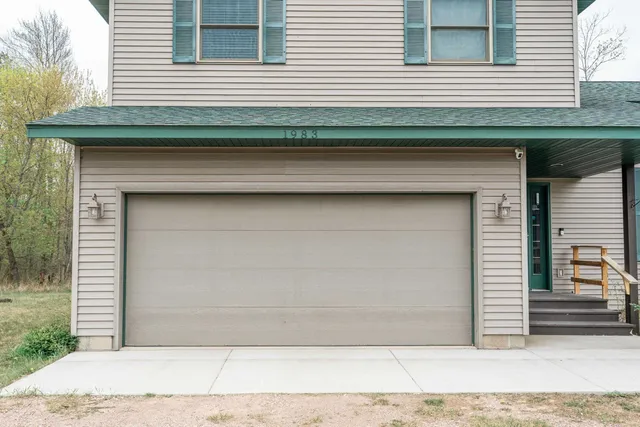 $450,000 | 1983 Highway 2, Florence, WI 54121